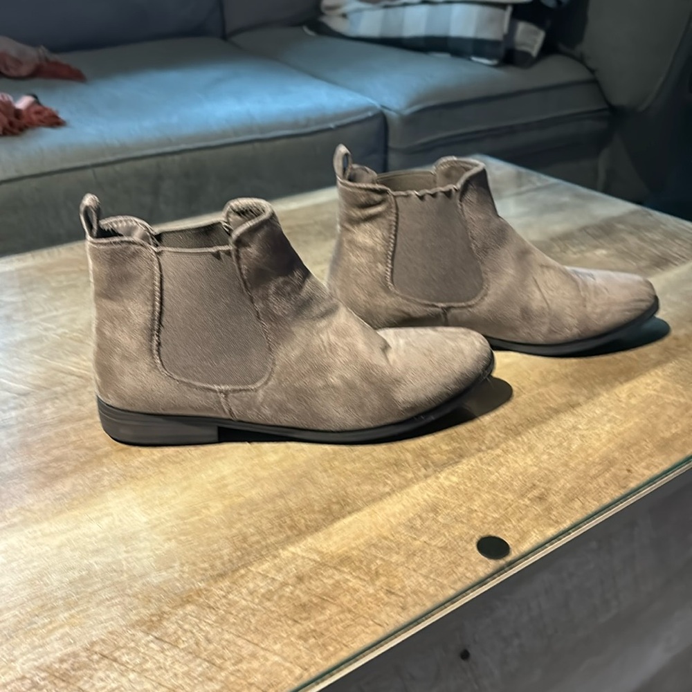 Suede Short Boots with Comfort Memory Foam insoles